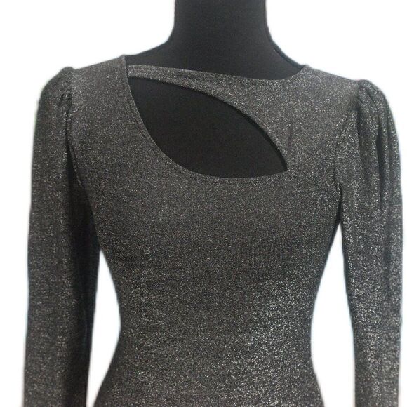 n:philanthropy Delia Metallic Cut Out Top in Black and Silver Size XS New - Picture 2 of 7